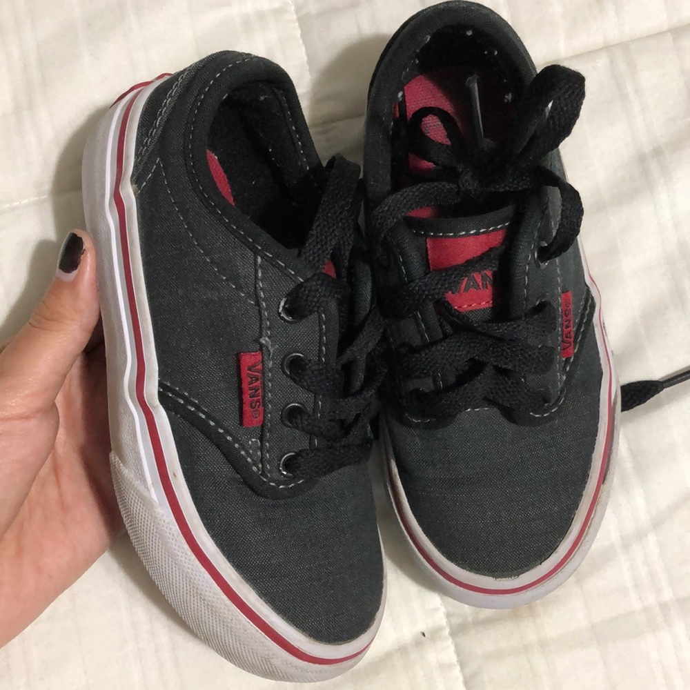 Black Toddler Vans 😍